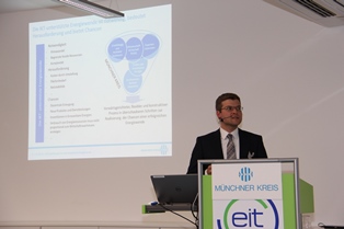 At the “Berlin dialogue” of the MÜNCHNER KREIS, Dr. Benedikt Römer made clear that only an IKT-supported energy transition can be successful and provides great opportunities for the German national economy. (Photo: EIT ICT Labs)